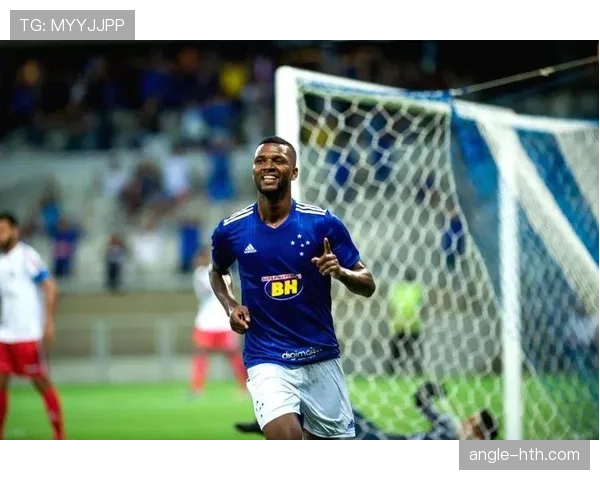 托比亚斯·巴西新星赛场表现抢眼 引发外界高度关注与期待