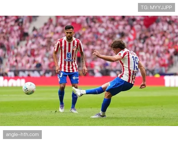 阿尔瓦雷斯河床表现稳健，续写足球梦想与传奇交织的新篇章