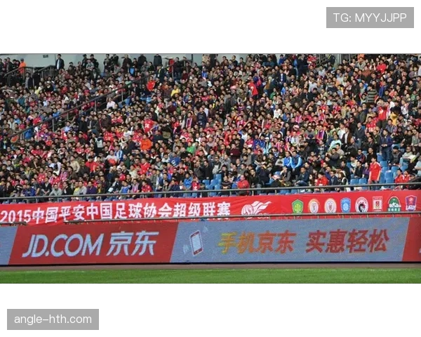 梅赫伦持续提升比赛节奏，彰显球队合作精神与战术智慧。