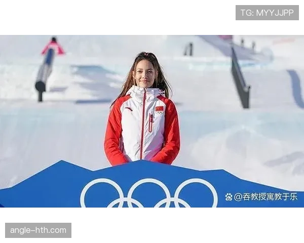 谷爱凌随手拎的包看着就能把我年终奖吞了